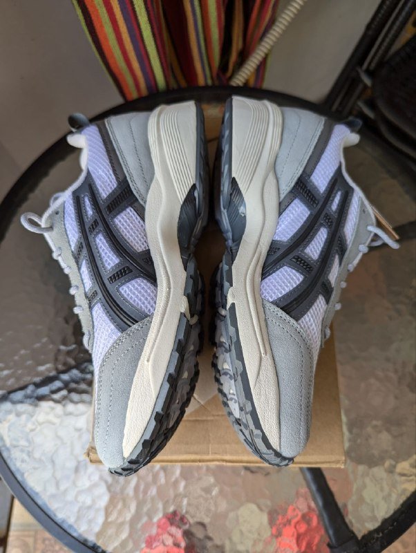 Кроссовки ASICS GEL-1090v2 7 US 40 EU 3