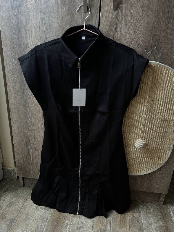 Черное платье XS