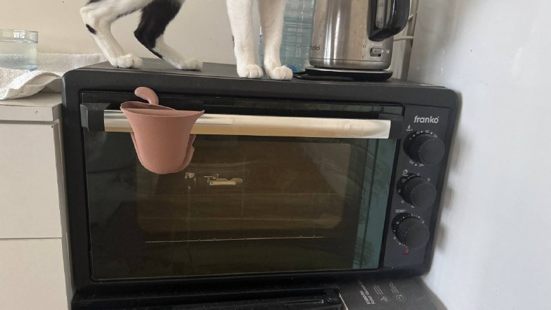 Электрическая духовка Franko с формой для выпечки