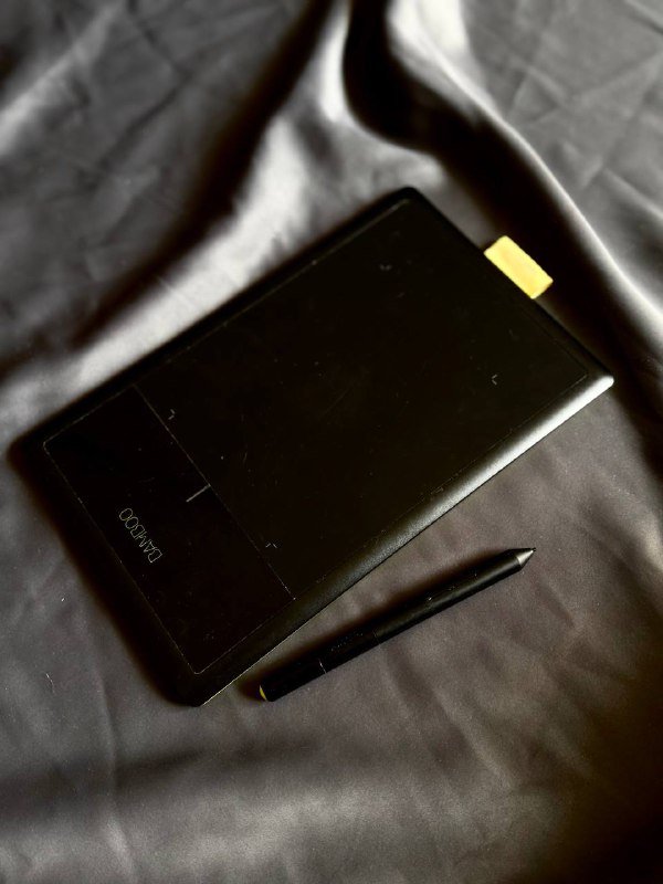 Планшет для компьютера со стилусом