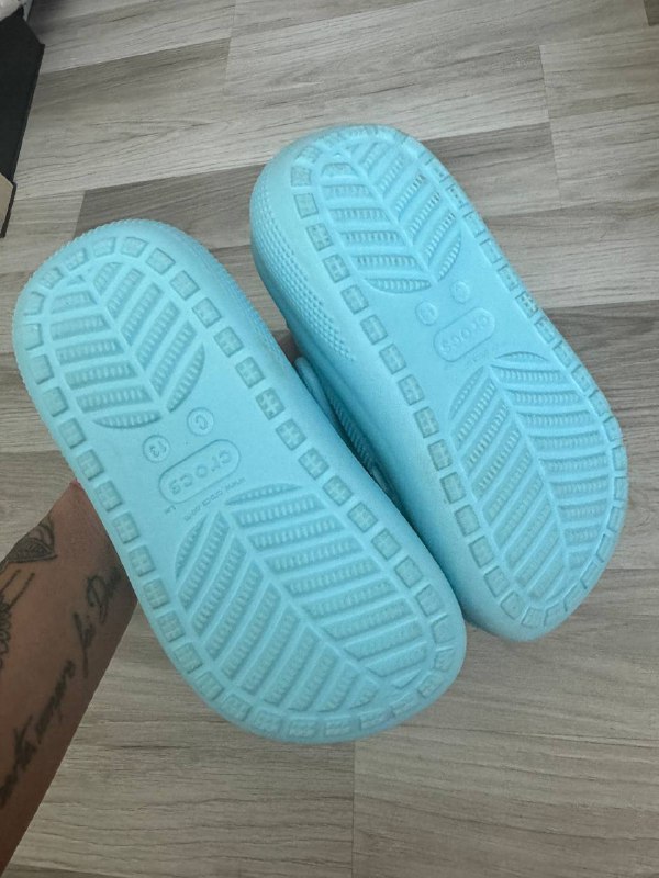 Crocs, босоножки кожа, кроссовки, шлепки Zara, тапки 3
