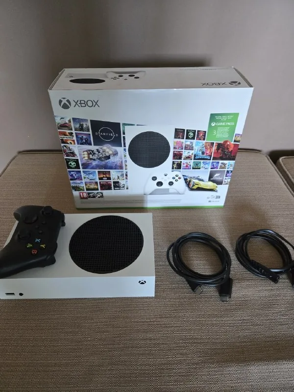 Xbox Series S, геймпад, HDMI, кабель питания