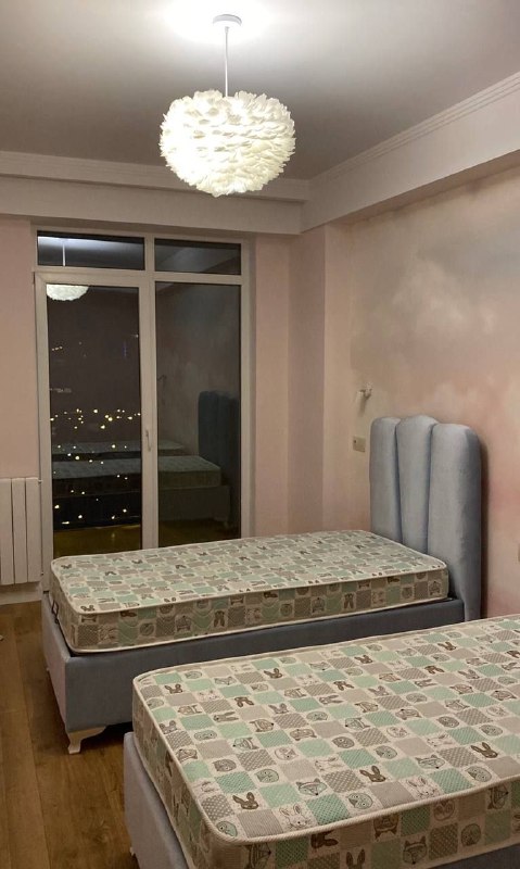 два кровати BELLONA, журнальный столик 3