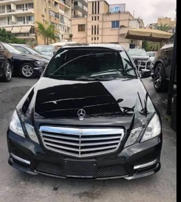 Mercedes Benz E350 AMG