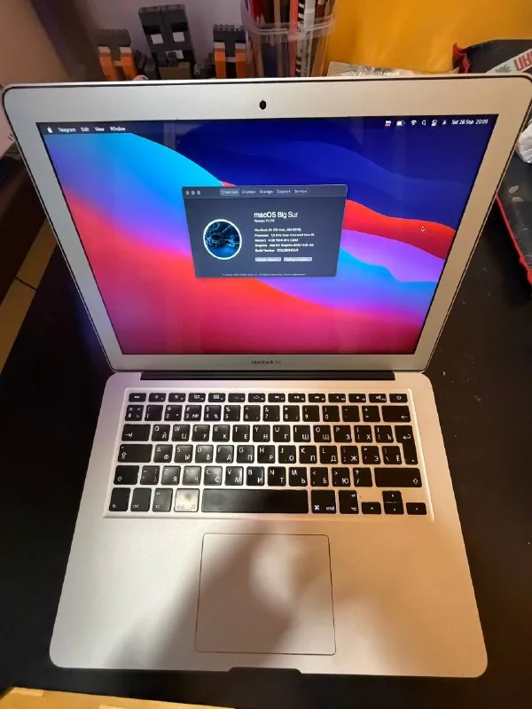 MacBook Air 13-inch Mid 2013 1