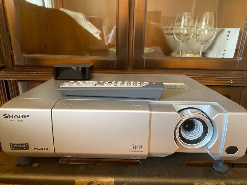 Проектор Sharp PG-D40W3D 4