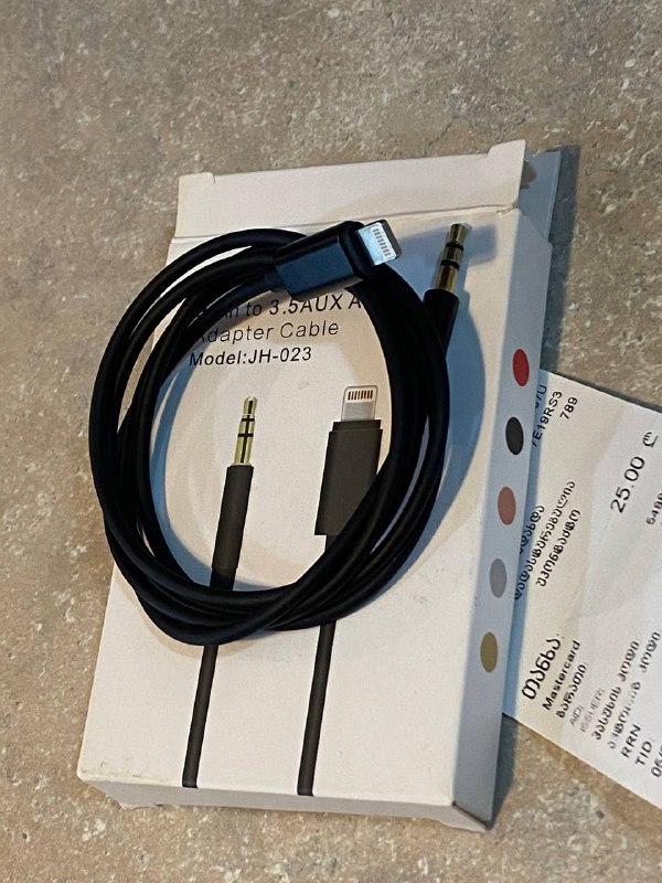 Кабель Mini Jack папа на Lightning