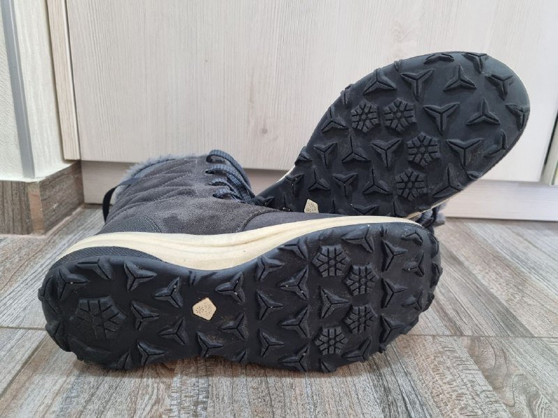Женские зимние ботинки QUECHUA размер 38-39 6