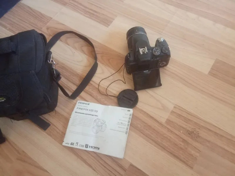 Фотоаппарат Fujifilm FinePix HS10 с сумкой и инструкцией 1