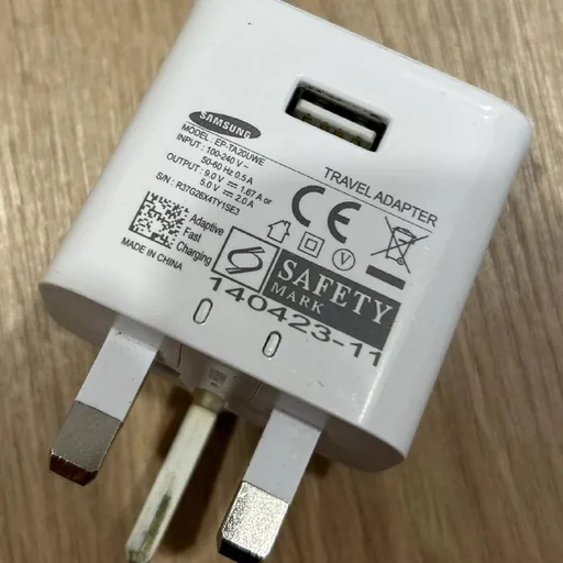 Зарядка Samsung EP-TA20UWE