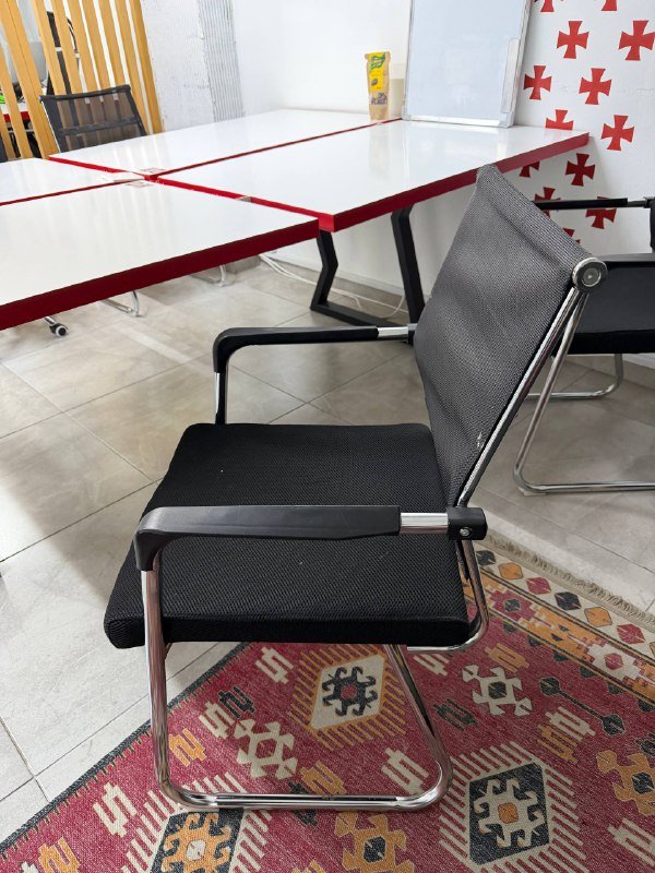 Офисные стулья 2