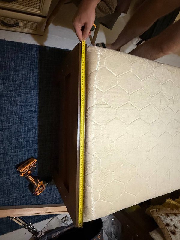 Односпальная кровать с матрасом 7