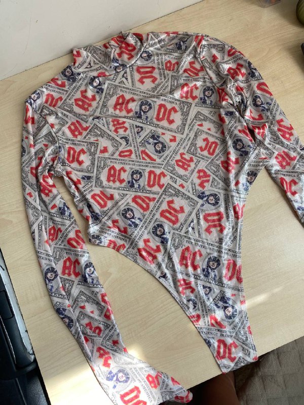 Боди AC DC Bershka размер S