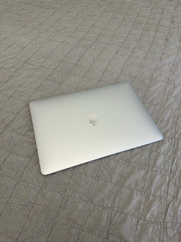 MacBook Air 13” (M1, 2020) 16GB/512GB SSD Silver 3