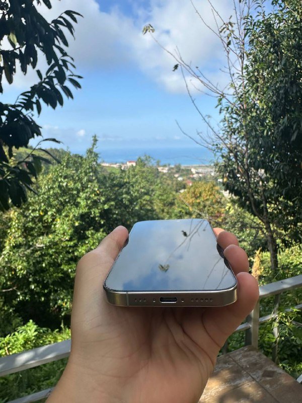 iPhone 16 pro 256 gb 4