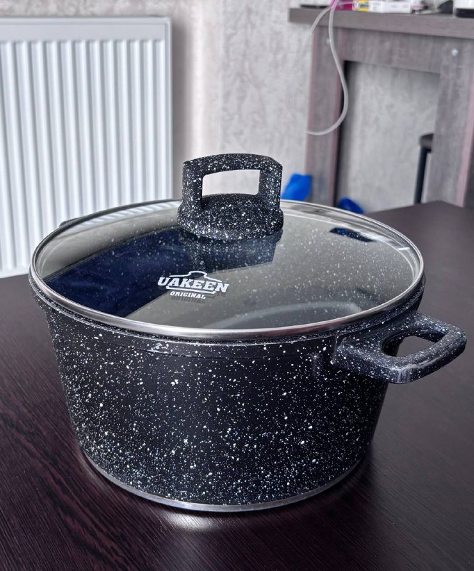 Кастрюля 4,5л с крышкой