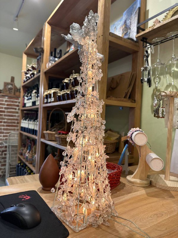 Новогодняя светящаяся елка