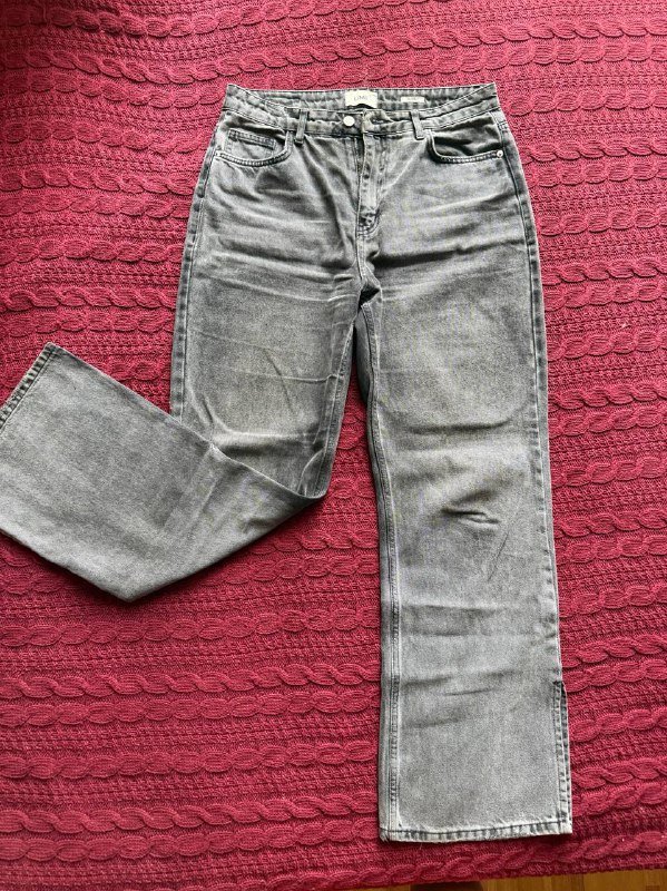 Широкие джинсы лайм boot cut 44 размер