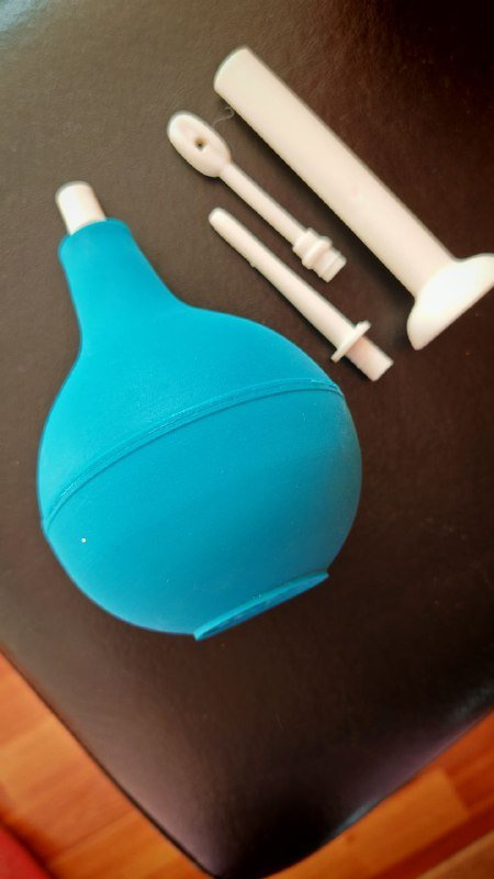 Подушки, тарелки, коврики, спринцовка 8