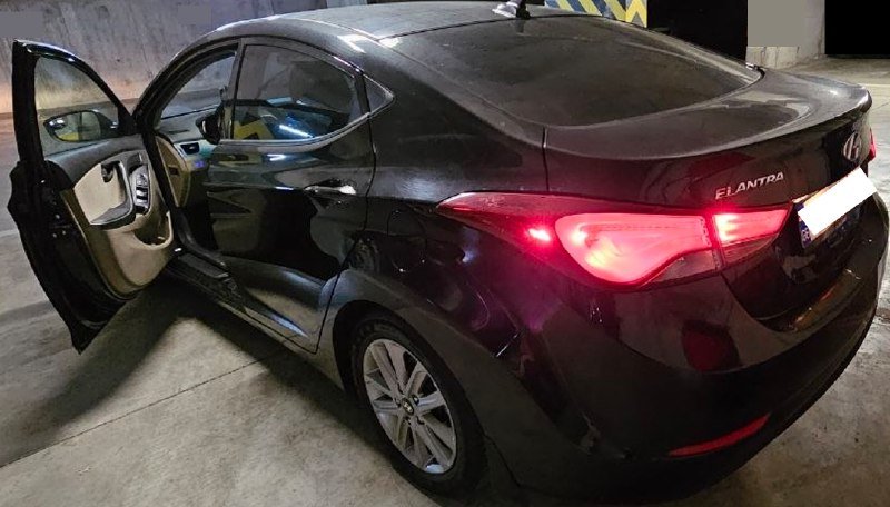Hyundai Elantra 2016 3
