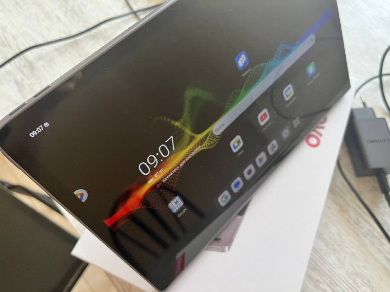 Планшет Lenovo Tab Plus 8GB RAM 256GB 2