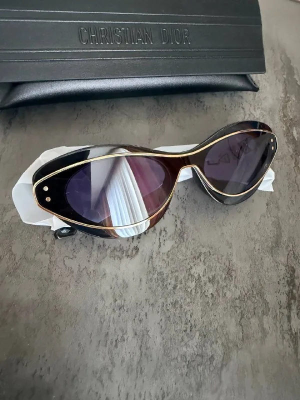 Солнцезащитные очки Christian Dior DiorMeteor B1I 1