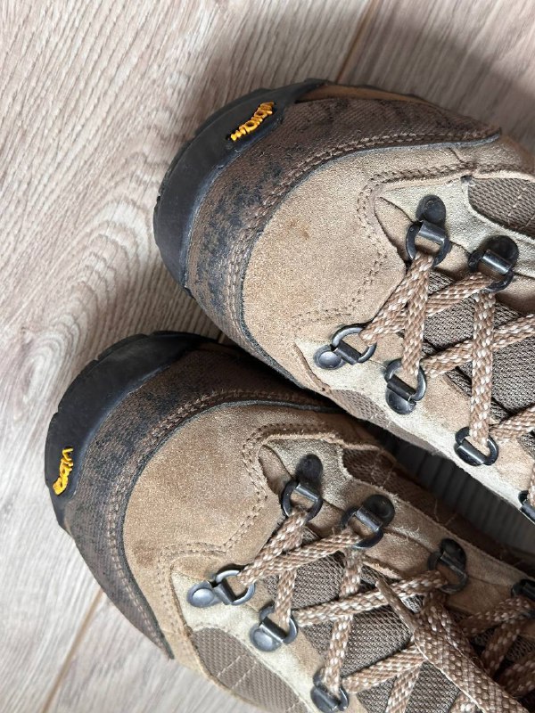 Ботинки треккинговые Technica Vibram 4