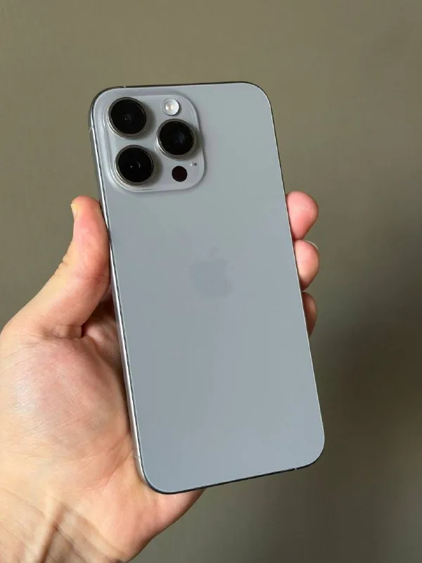 iPhone 15 Pro Max 1