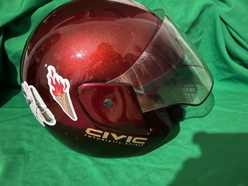 шлем бордовый M, белый s-m