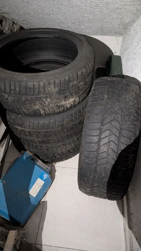 Шины Pirelli 245/45 R19 1