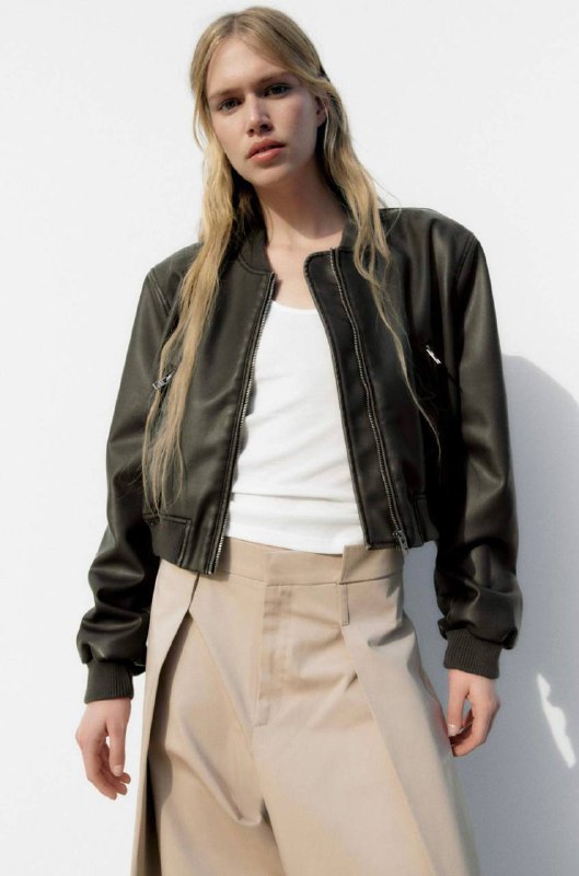 Женский бомбер из эко кожи Zara 2