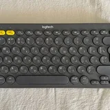 Монитор LG, клавиатура Logitech, мышь, USB-C хаб 5