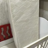 Детская кроватка с матрасом 2