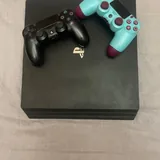 PS4 Pro 1TB, 2 контроллера 2
