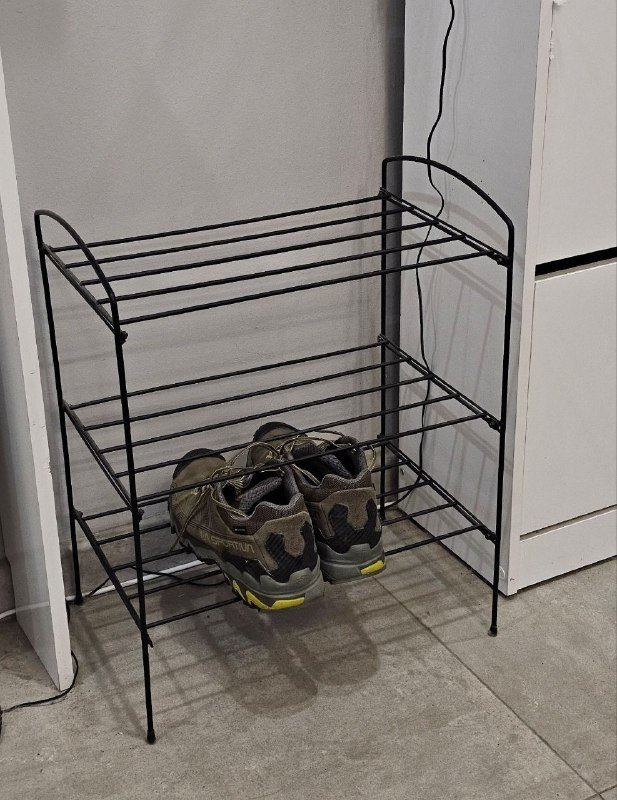 Металлическая подставка для обуви 2