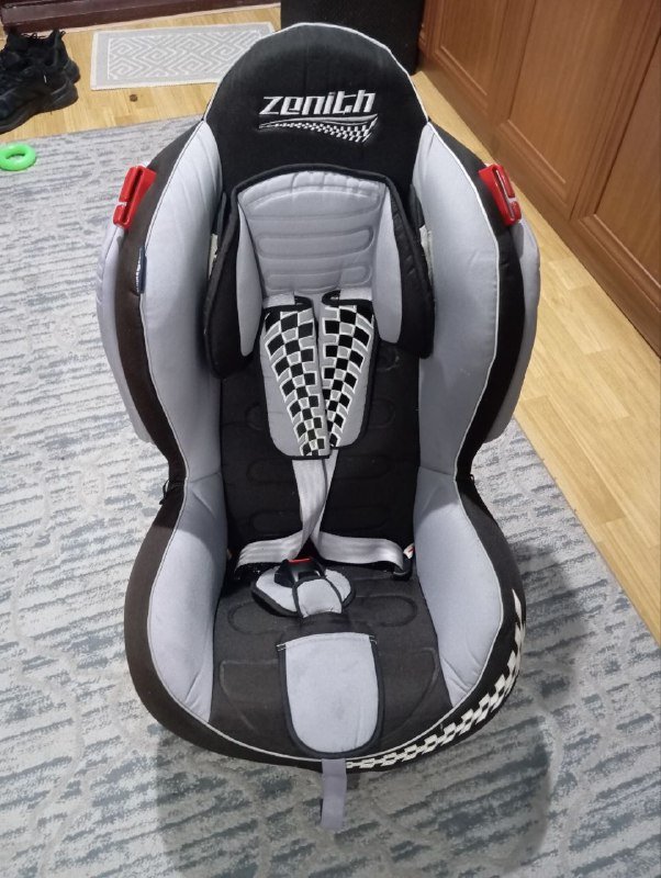 Детское автокресло