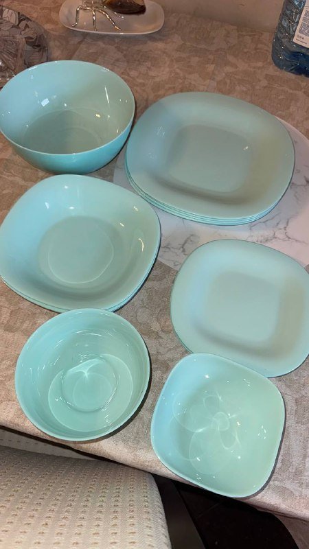 Набор тарелок