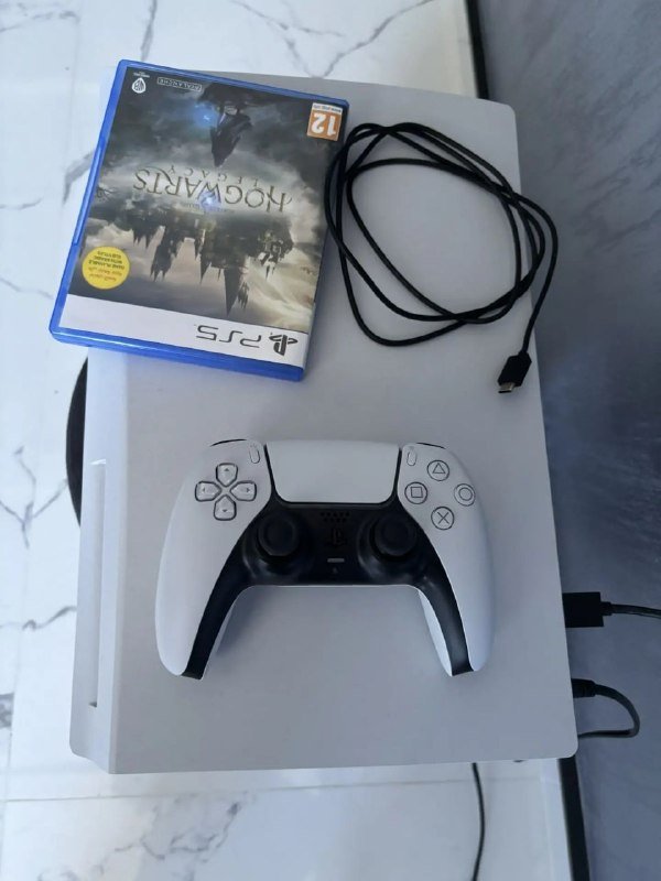 Ps 5, диск Hogwarts Legacy, контроллер