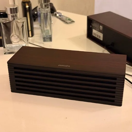 Bluetooth-колонка Philips під дерево