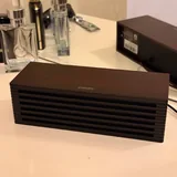 Bluetooth-колонка Philips під дерево 1