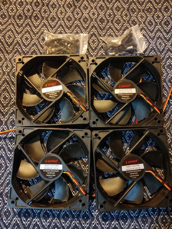 Комплект из 4 корпусных вентиляторов Gembird 120×120×25 мм