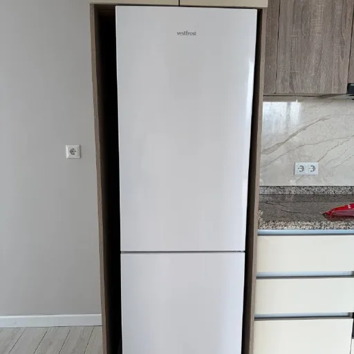 Холодильник Vestfrost
