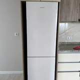 Холодильник Vestfrost 1