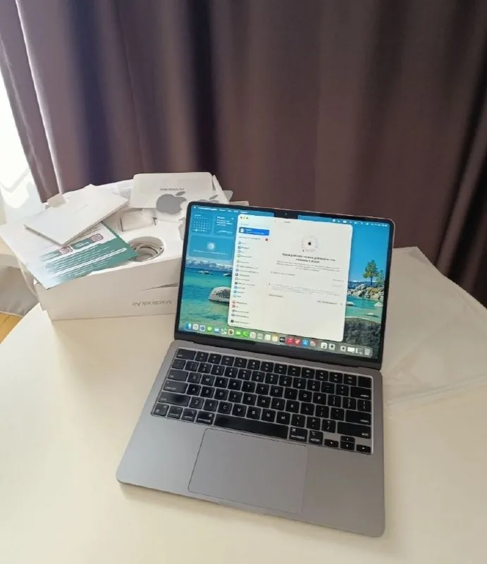 MacBook Air 13 M2 16/256 ГБ 1