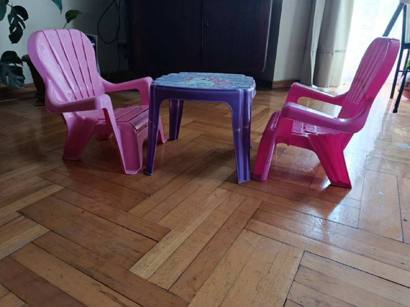 баунсер, стульчик-трансформер, пластиковые стульчики и столик, автокресло 6