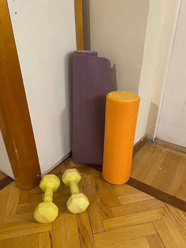 умные весы Xiaomi, гантели Muga, массажный ролик, мяч для мфр 3