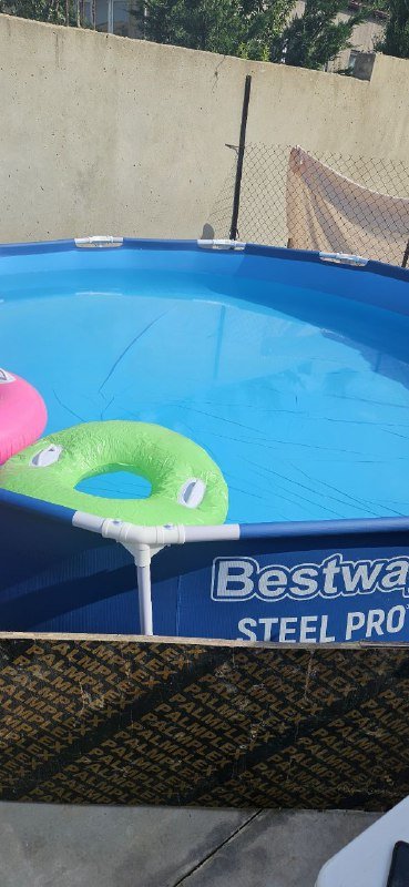 Старинные деревянные стулья, пуф 9