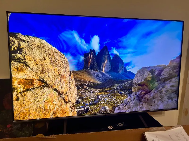 Телевізор TCL 55C725 QLED 55"