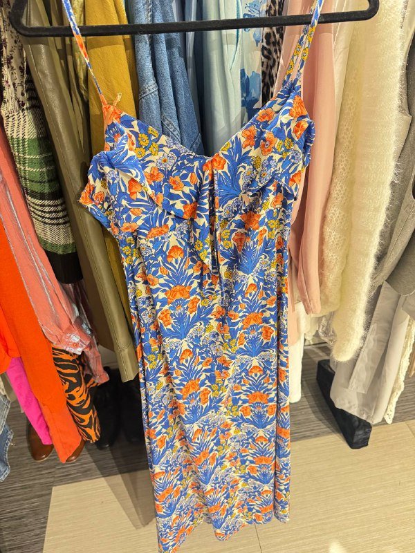 Жилет CAVALLINI, кожаные брюки, пиджак STEFANEL, розовый пиджак, сарафан JCREW, юбка Click, юбка DELORES, брюки, платье DOLCE&GABBANA, джинсы William Rast 3