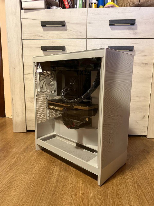 Мощный игровой ПК Ryzen 7 8700f, RTX 5080, 32GB DDR5, 1TB SSD